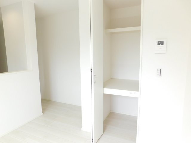 名古屋市北区川中町の新築一戸建の収納|◇リビング収納◇　　リビングの荷物やお子様のおもちゃが片付く収納完備！