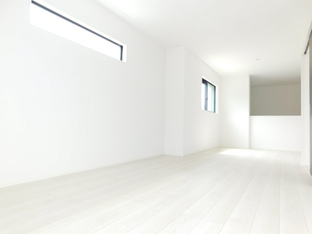 名古屋市北区川中町の新築一戸建の居間・リビング|◇リビング◇　　南面で明るく広いリビング１９．３帖　床暖房付き！