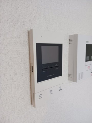 【セキュリティ】 | リズミン鴨宮 | モニター付きインターホンです