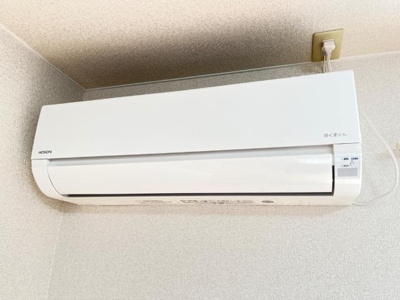 【設備】 | ＩＺＵＭＩ | エアコン