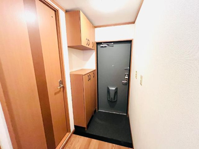 【玄関】 | カーサ・ベルデ Ａ | 玄関