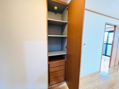 【収納】 | カーサ・ベルデ Ａ | キッチン横収納