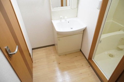 【洗面所】 | シャイニング　レジデンス | 洗髪洗面化粧台