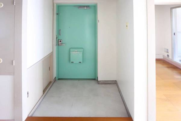 ビレッジハウス玉里2号棟の玄関|ビレッジハウスの同一物件・同一タイプの間取りの写真です
