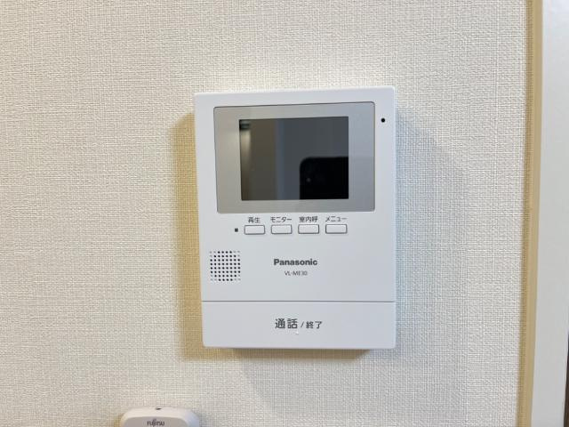 ヴィヴァレスの内装|カメラ付インターホン