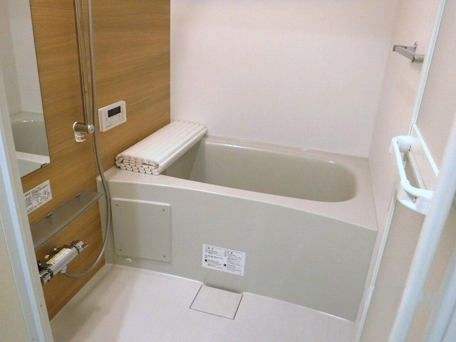 本八幡フロントコートの浴室