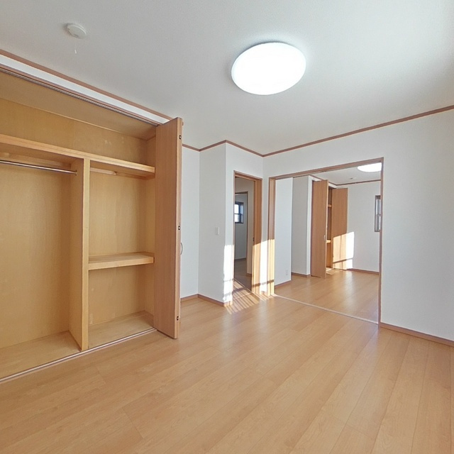 岐阜市萱場南２丁目の一戸建ての居間・リビング