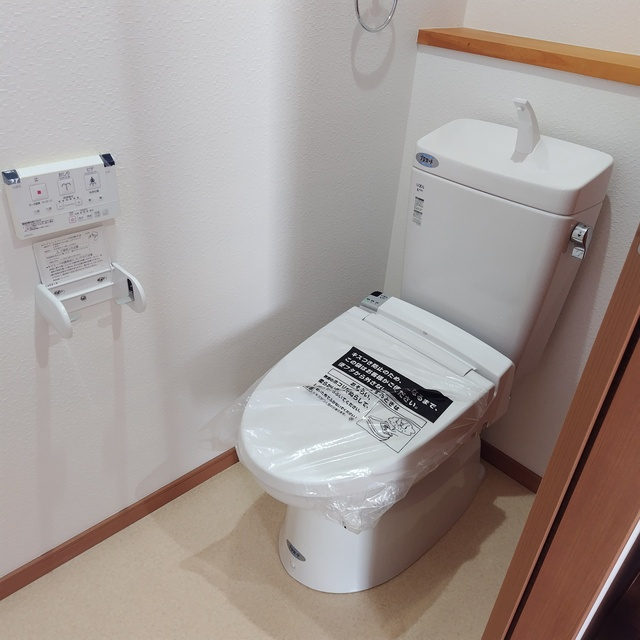 岐阜市萱場南２丁目の一戸建てのトイレ