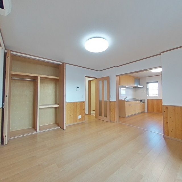 岐阜市萱場南２丁目の一戸建ての居間・リビング