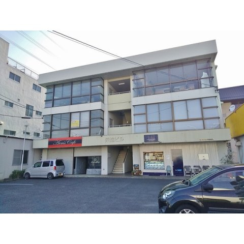 栄進ビルの外観