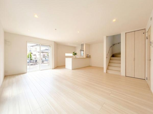 横浜市泉区新橋町の新築一戸建の居間・リビング|明るいLDK！！
陽当たり良好です。