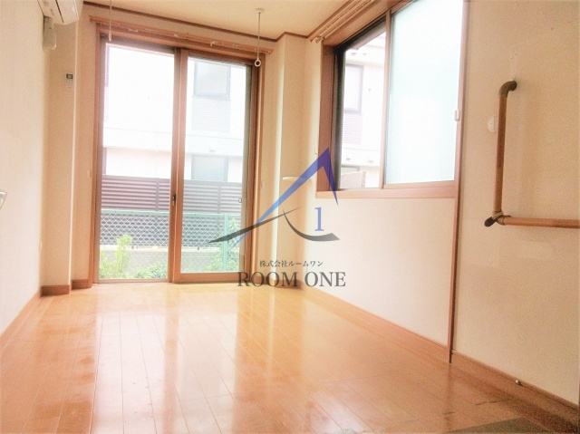 フローラルフラッツ