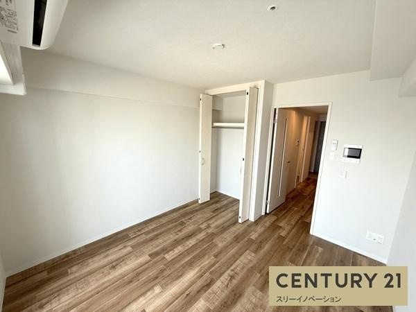 大阪市港区磯路２丁目の賃貸マンションの寝室|★大きな窓★