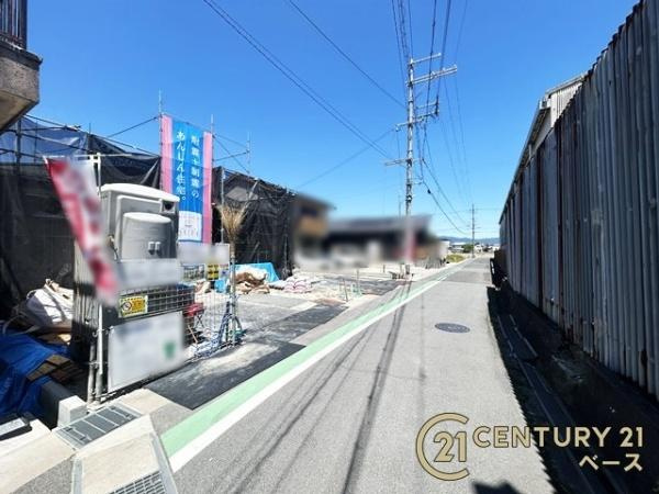 クレイドルガーデン百済 ２号棟 ／新築一戸建の前面道路含む現地写真|■現地撮影写真■広々とした前面道路で駐車も楽々！