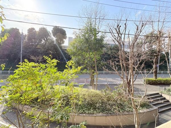 アビダスたまプラーザのその他|バルコニーからの眺望です！近い距離に棟がないので視線がほとんど気にならないです！
