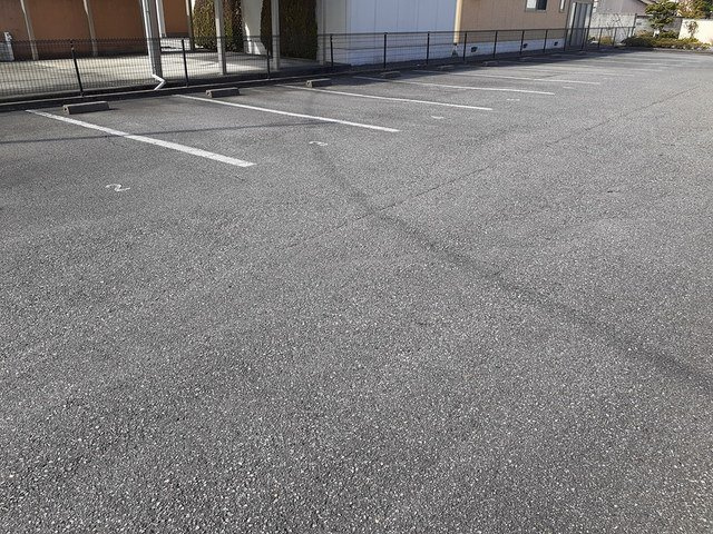 ホライズンⅡの駐車場|駐車場完備です