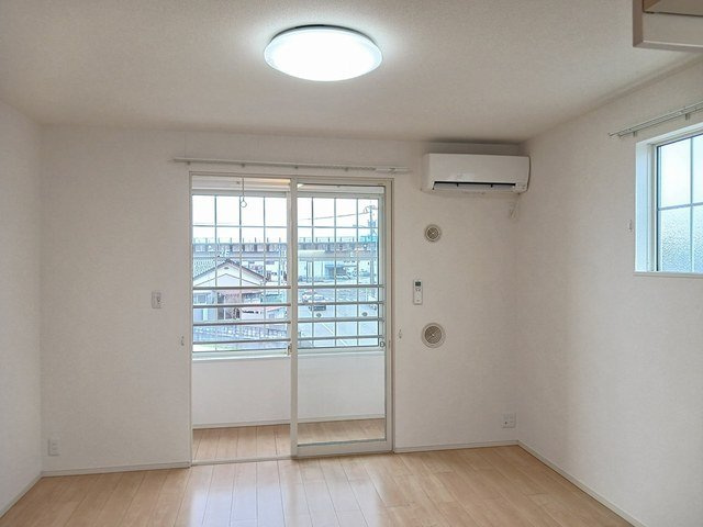 Ｒｅｍｉｘｅｓ（リミックス）の居間・リビング|ゆったり過ごせる居間です