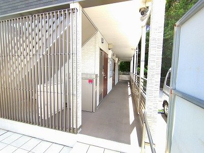 【その他】 | クレイノレイラ | １階通路