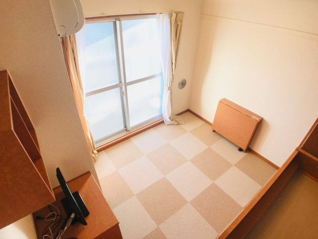 レオパレスＭＯＡＮＡの居間・リビング