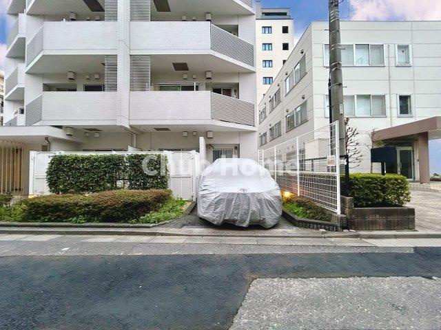 ミューズ・プレイスの駐車場|敷地内駐車場