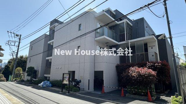 新宿区西落合１丁目の賃貸マンションの外観