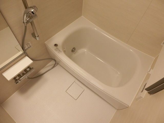 新宿区西落合１丁目の賃貸マンションの浴室