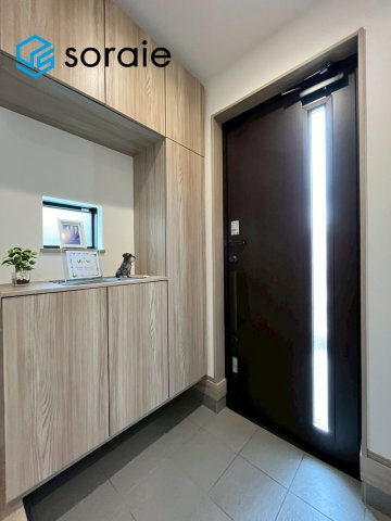 狭山ヶ丘32期　全2棟　新築戸建　ハートフルタウンの玄関|4月6日撮影