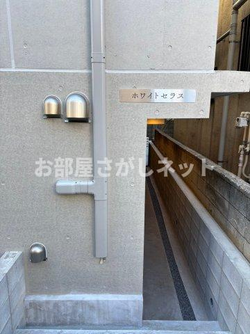 ホワイトセラス【おとり物件なし】#学生・社会人にオススメ！初期費用分割払いOK！のエントランス