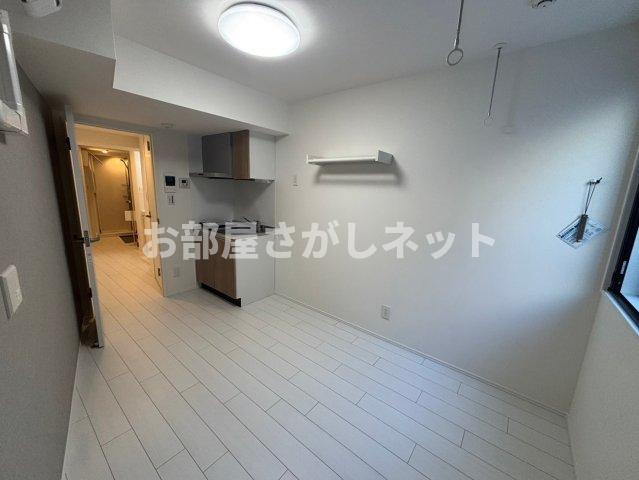 ホワイトセラス【おとり物件なし】#学生・社会人にオススメ！初期費用分割払いOK！の居間・リビング