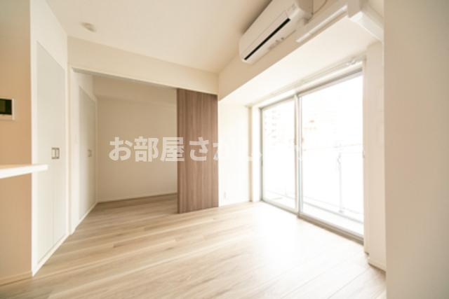 パークアクシス横浜阪東橋【おとり物件なし】#学生・社会人にオススメ！初期費用分割払いOK！の居間・リビング|※写真は同タイプ住戸です。