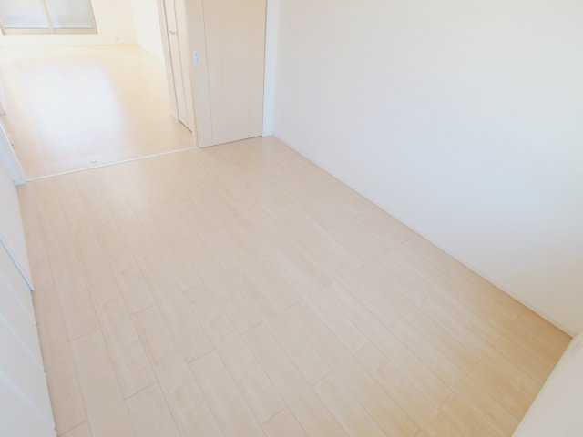 フォレスタ プレッソの洋室