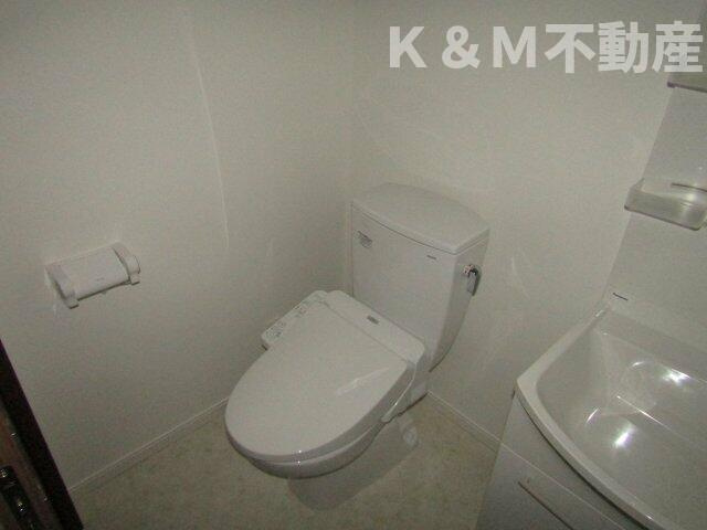 グランディール柏のトイレ|清潔感のあるトイレです