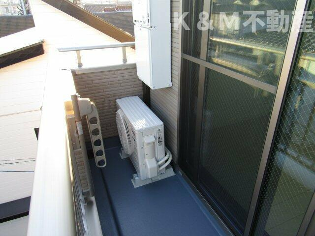 グランディール柏のバルコニー|お洗濯にも便利なバルコニー付き