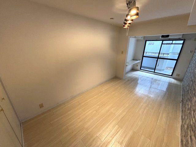 ワコーレ篠原中町の居間・リビング