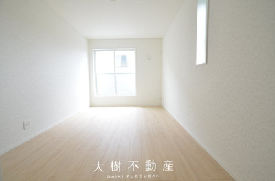 【洋室】 | 綾瀬市深谷中4丁目　新築戸建て　全4棟【仲介手数料無料】 | 2階　洋室1（7.5帖）