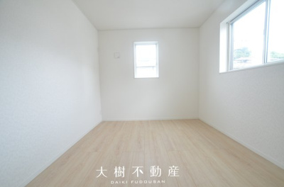 【洋室】 | 綾瀬市深谷中4丁目　新築戸建て　全4棟【仲介手数料無料】 | 2階　洋室3（6.5帖）