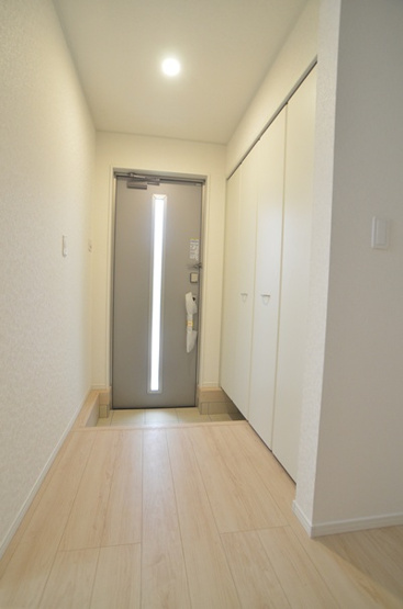 【玄関】 | 綾瀬市深谷中4丁目　新築戸建て　全4棟【仲介手数料無料】