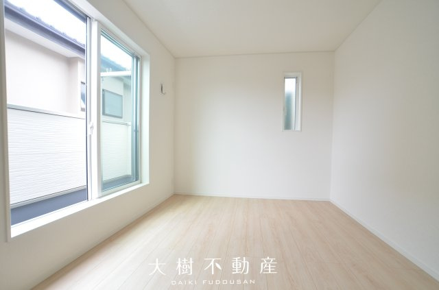 【洋室】 | 綾瀬市深谷中4丁目　新築戸建て　全4棟【仲介手数料無料】 | 2階　洋室1（6.75帖）