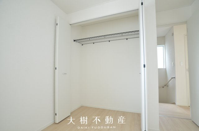 【洋室】 | 綾瀬市深谷中4丁目　新築戸建て　全4棟【仲介手数料無料】 | 2階　洋室2（6.0帖）クローゼット