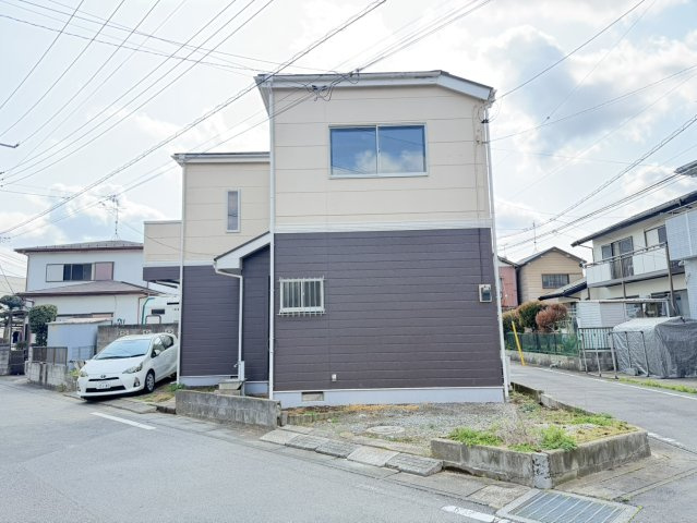 【駐車場】 | 佐貫町賃貸戸建て