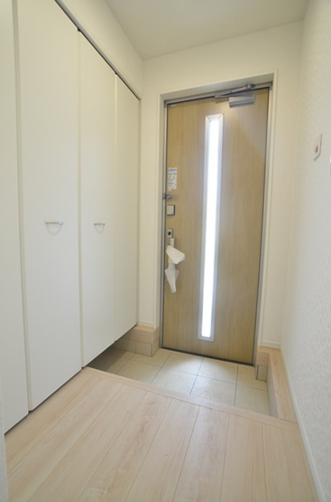 【玄関】 | 綾瀬市深谷中4丁目　新築戸建て　全4棟【仲介手数料無料】