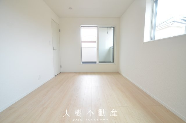 【洋室】 | 綾瀬市深谷中4丁目　新築戸建て　全4棟【仲介手数料無料】 | 2階　洋室2（7.5帖）