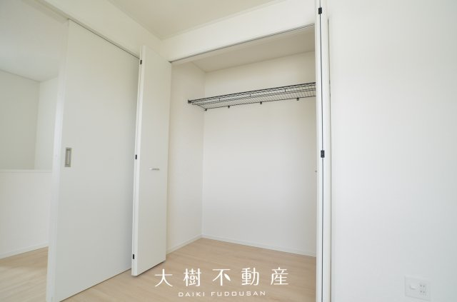 【洋室】 | 綾瀬市深谷中4丁目　新築戸建て　全4棟【仲介手数料無料】 | 2階　洋室3（6.0帖）クローゼット