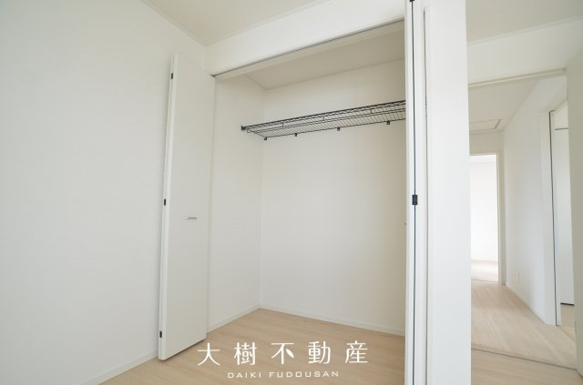 【洋室】 | 綾瀬市深谷中4丁目　新築戸建て　全4棟【仲介手数料無料】 | 2階　洋室4（6.5帖）クローゼット