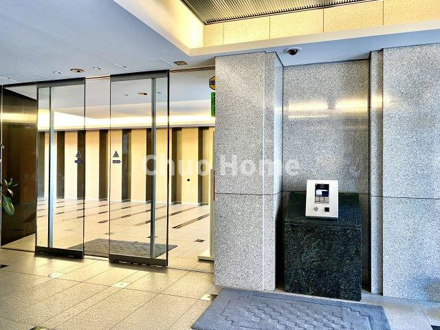 コスモ木場キャナルブリーズの防犯設備|【オートロック】オートロックシステムでセキュリティ充実。当たり前ですが、安全で安心して暮らすのって大事ですよね。