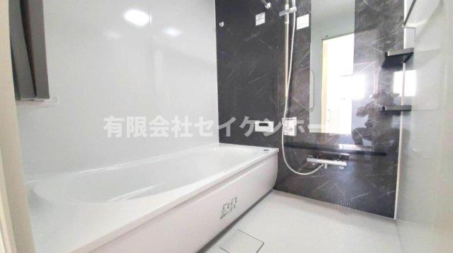 深谷市上柴町東2丁目　1号棟　平屋建て（土地99坪超）の浴室