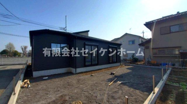 深谷市上柴町東2丁目　1号棟　平屋建て（土地99坪超）の外観