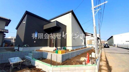 深谷市上柴町東2丁目　1号棟　平屋建て（土地99坪超）の外観
