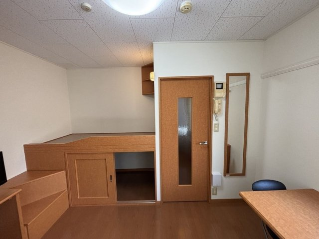 レオパレス高羽の居間・リビング|使いやすいリビングです