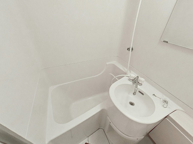 レナジア狛江の洗面所|広い洗面スペース